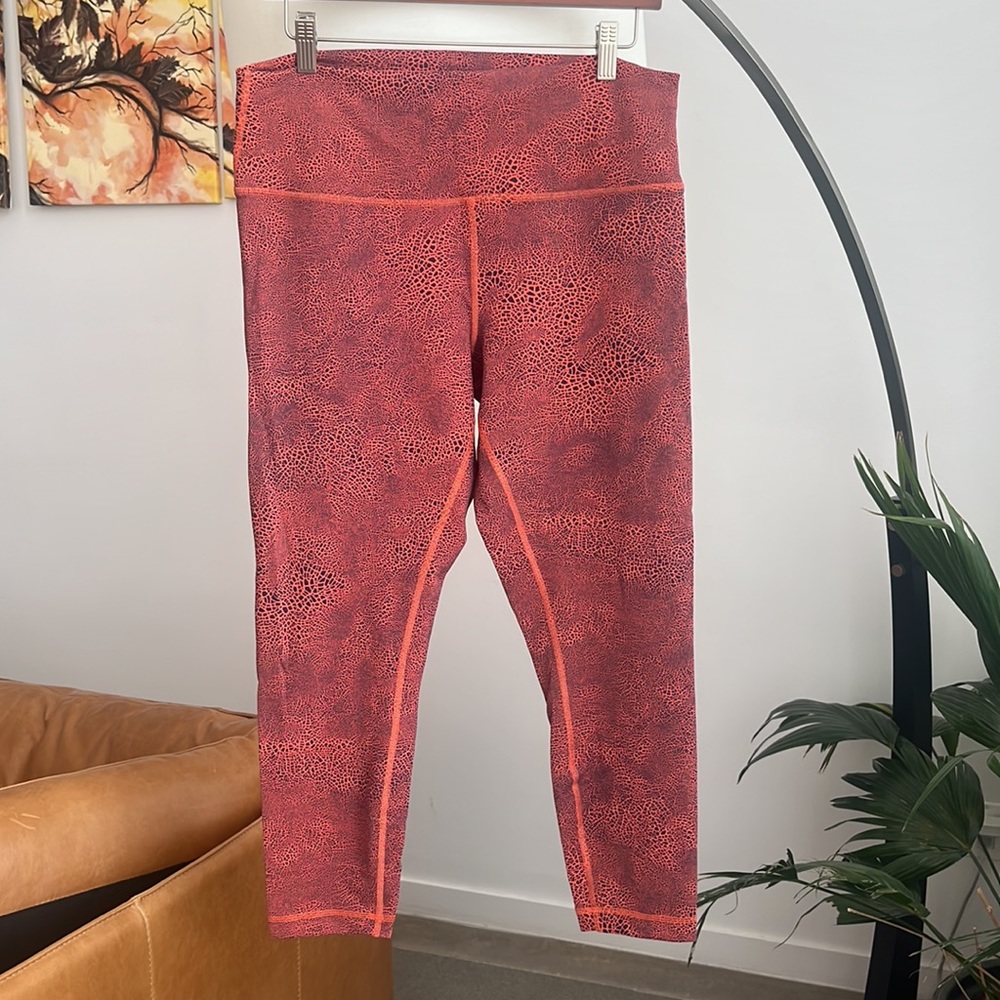 Lululemon Wunder Train High Rise Tight - Picture 2 of 6